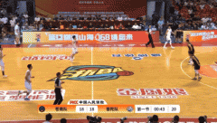 陈剑率先射中三分破局